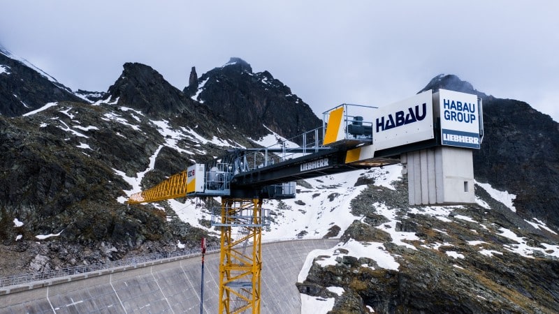Arbeiten an der Staumauer Mühldorfer See © Lukas Dürnegger