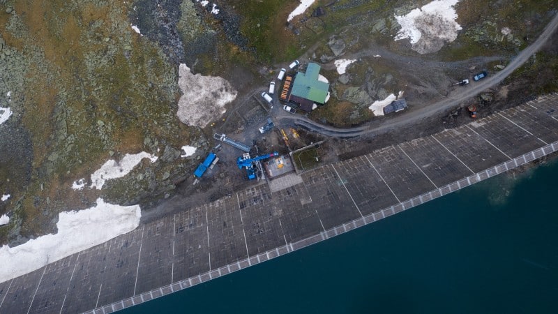 Arbeiten an der Staumauer Mühldorfer See © Lukas Dürnegger