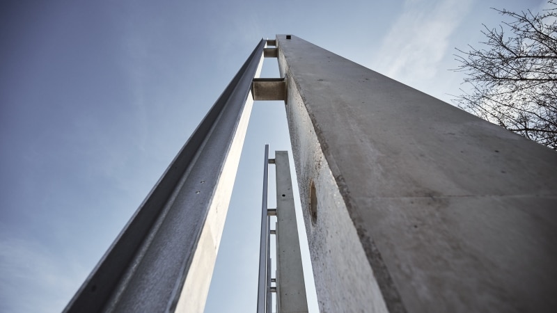 Höchste Lärmschutzwand Österreichs in Wr. Neudorf © MW-Architekturfotografie