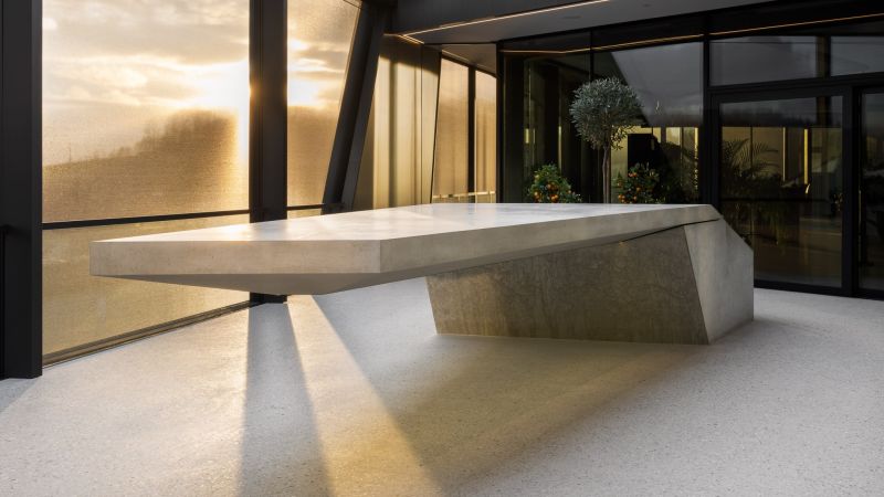 Betontisch Sonnenschutz Rainer © MW Architekturfotografie